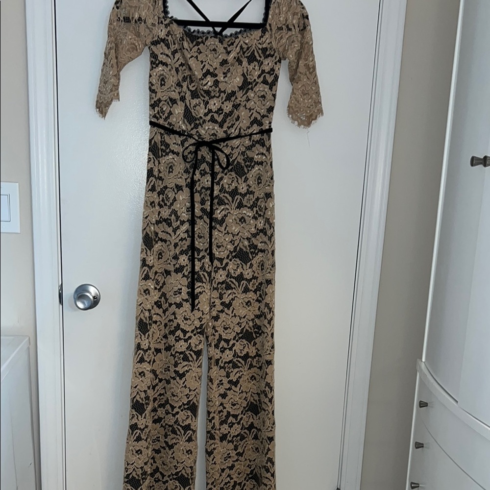 Elegant Lace Jumpsuit in Black and Tan